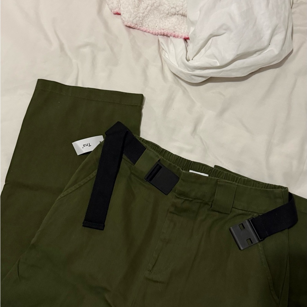 aritzia TNA cargo pants